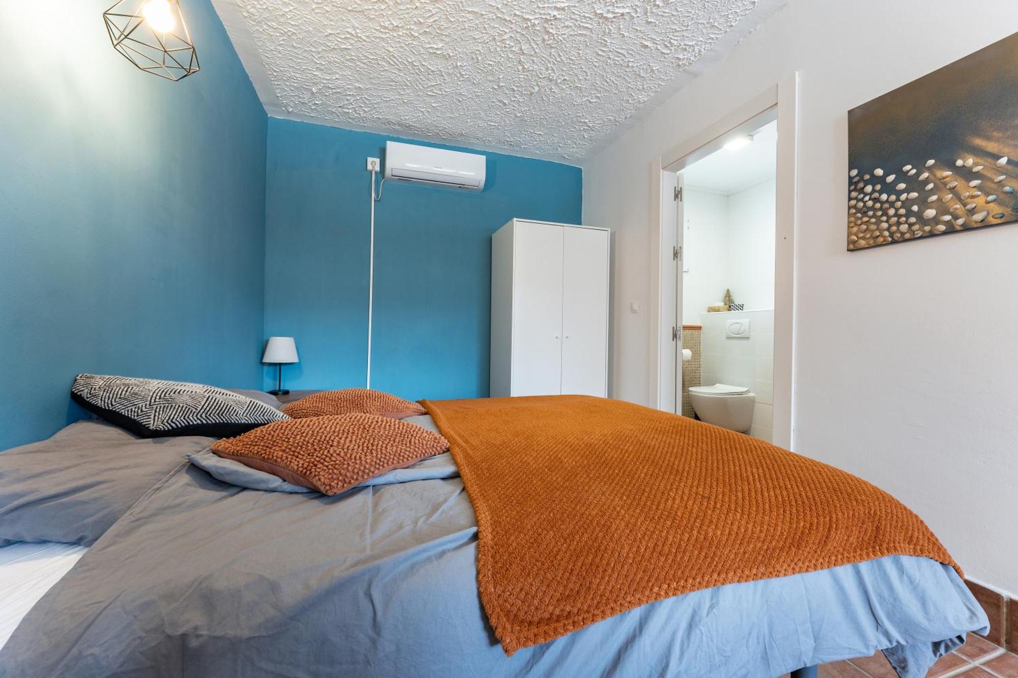 マラガ La Casa De Familia Bed & Breakfast エクステリア 写真