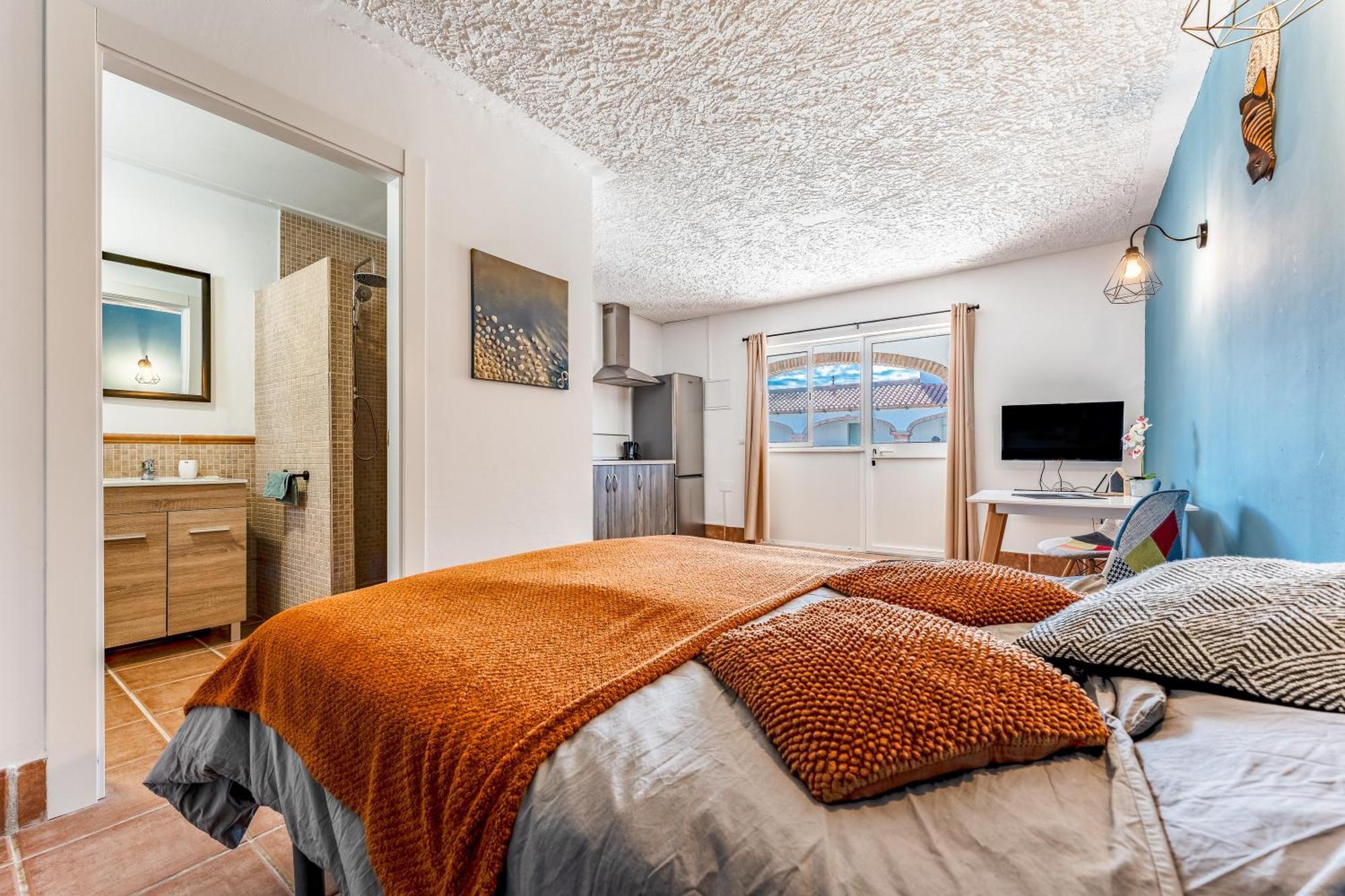 マラガ La Casa De Familia Bed & Breakfast エクステリア 写真
