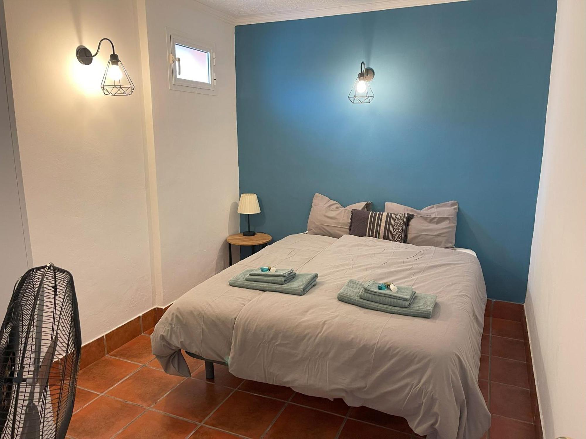 マラガ La Casa De Familia Bed & Breakfast エクステリア 写真