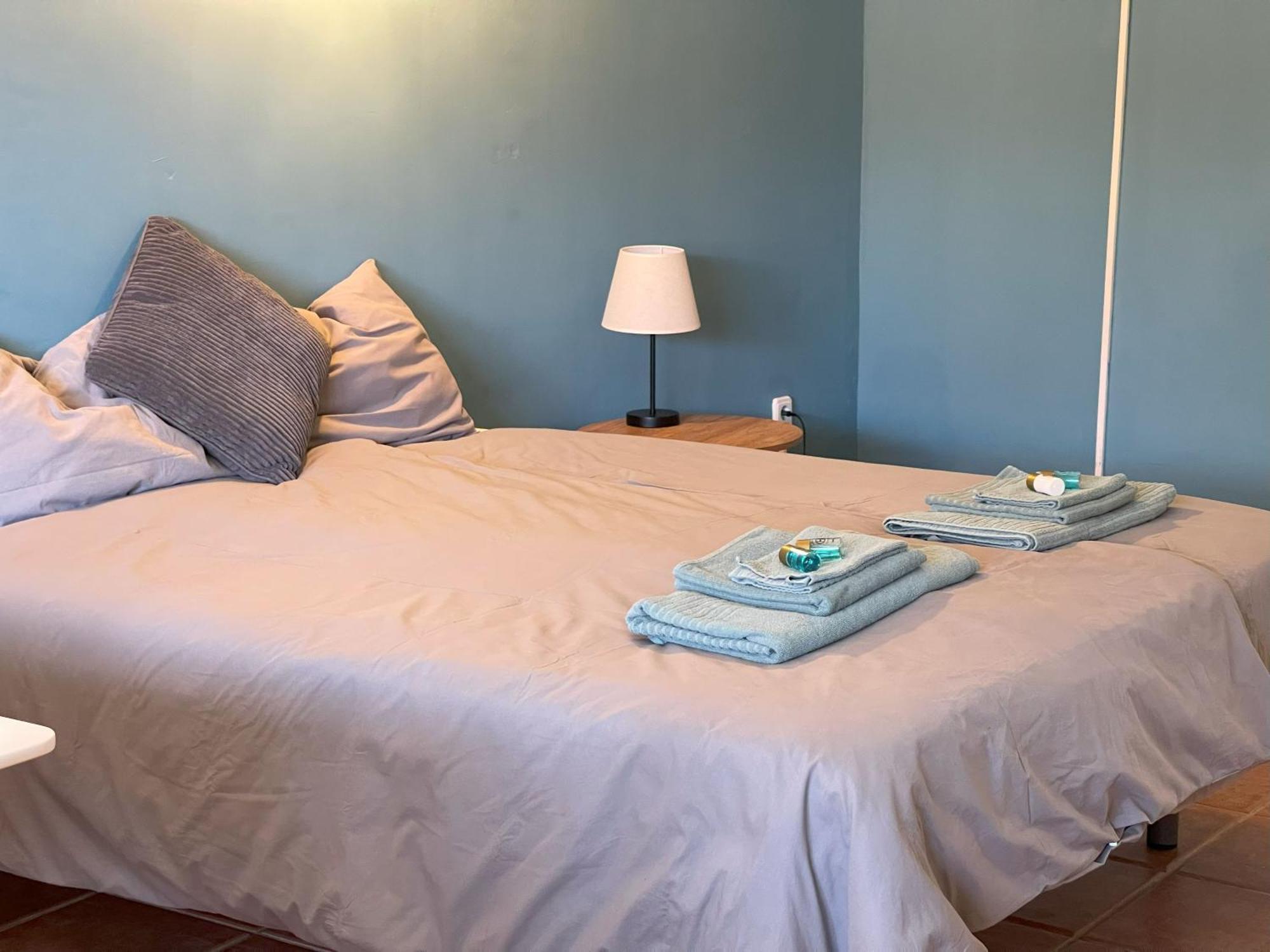 マラガ La Casa De Familia Bed & Breakfast エクステリア 写真