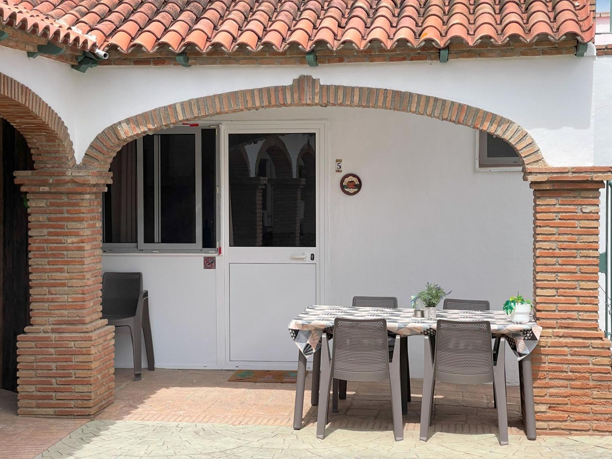 マラガ La Casa De Familia Bed & Breakfast エクステリア 写真